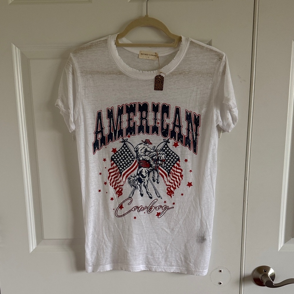 NWOT Refined Canvas American Cowboy Graphic Tee - White with Red & Blue Print - Picture 2 of 9